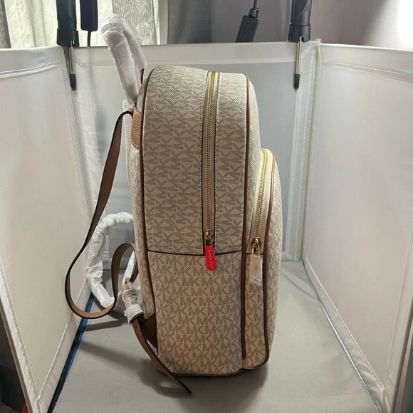 Michael Kors backpack medium, logo, Vanilla/cream Color, Abbey Bag